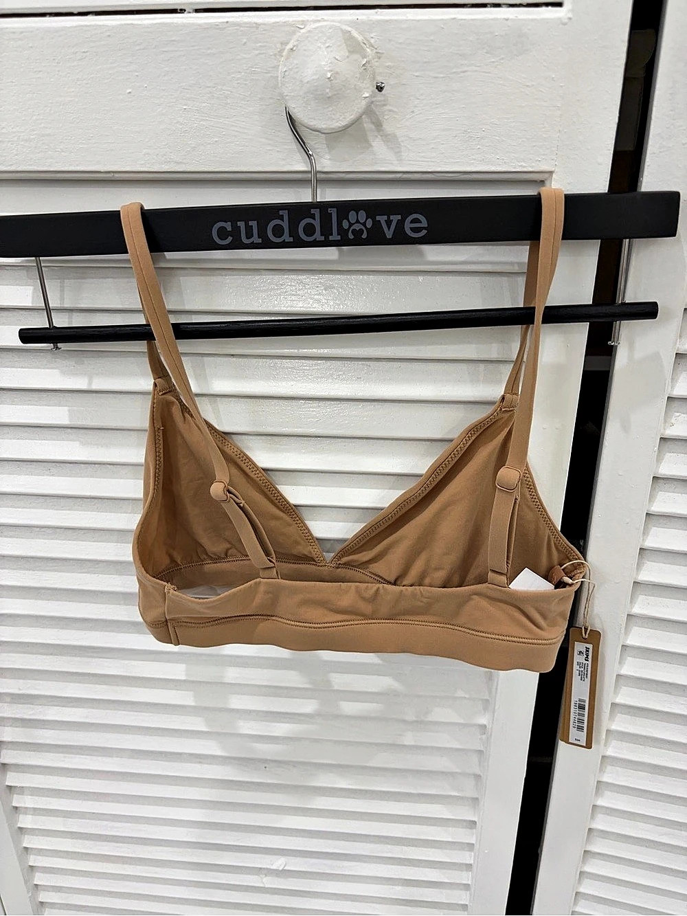 Skims everyday bra in Tan Size Medium NWT